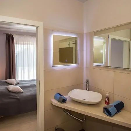 Nikolas Holiday home Kastelir